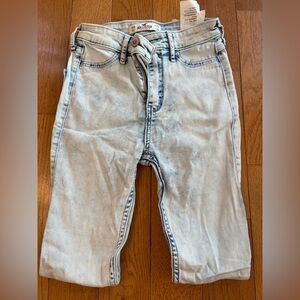 Women’s Light Blue Jeans